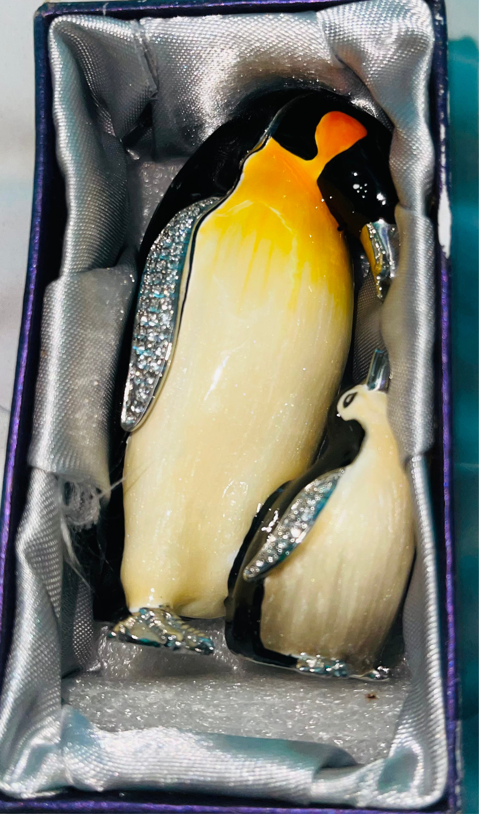 Penguin Trinket Box 18 K gold or silver plated trims
