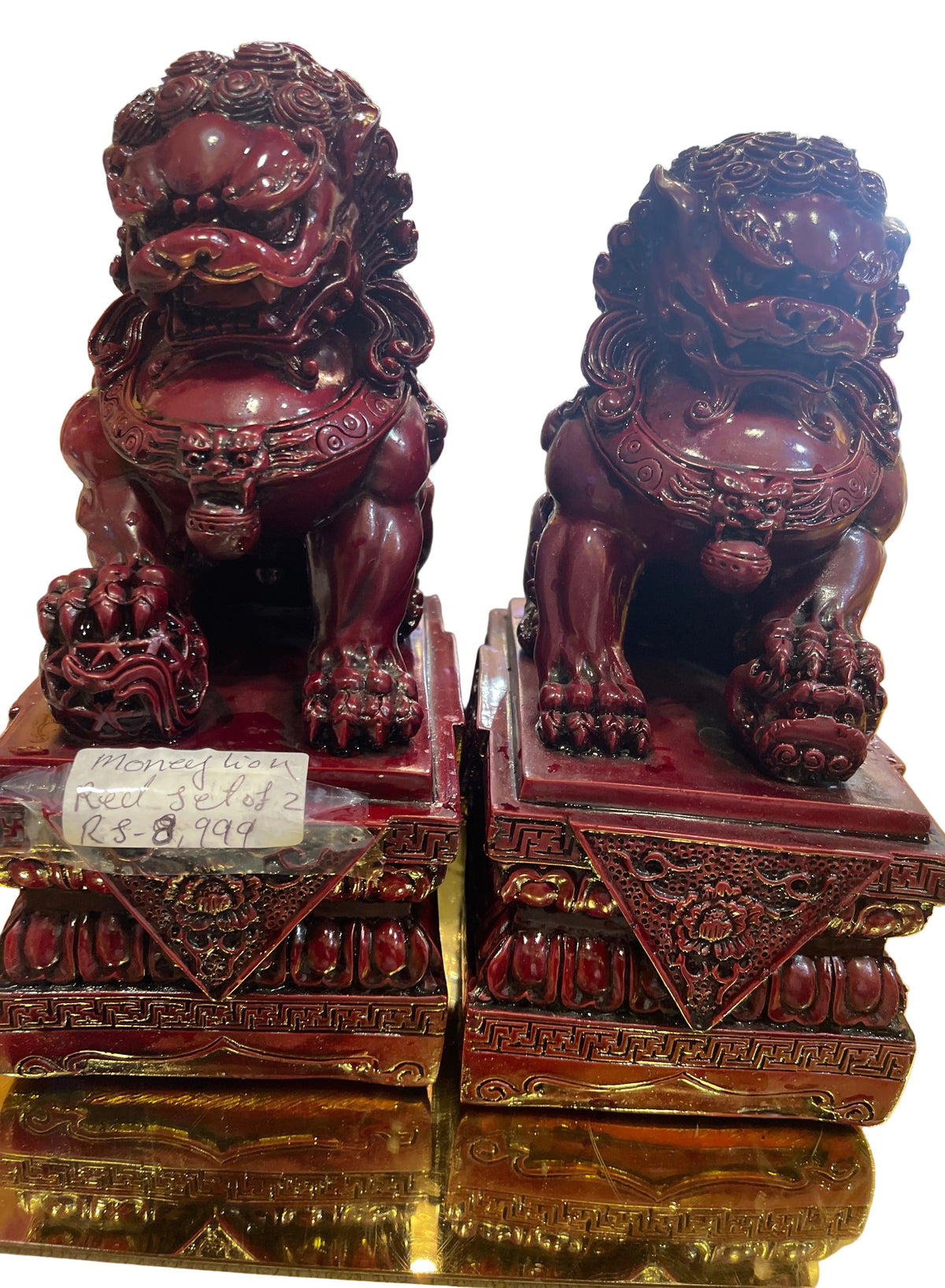 Fu foo dog in burgundy, red cour very heavy 9.5” H