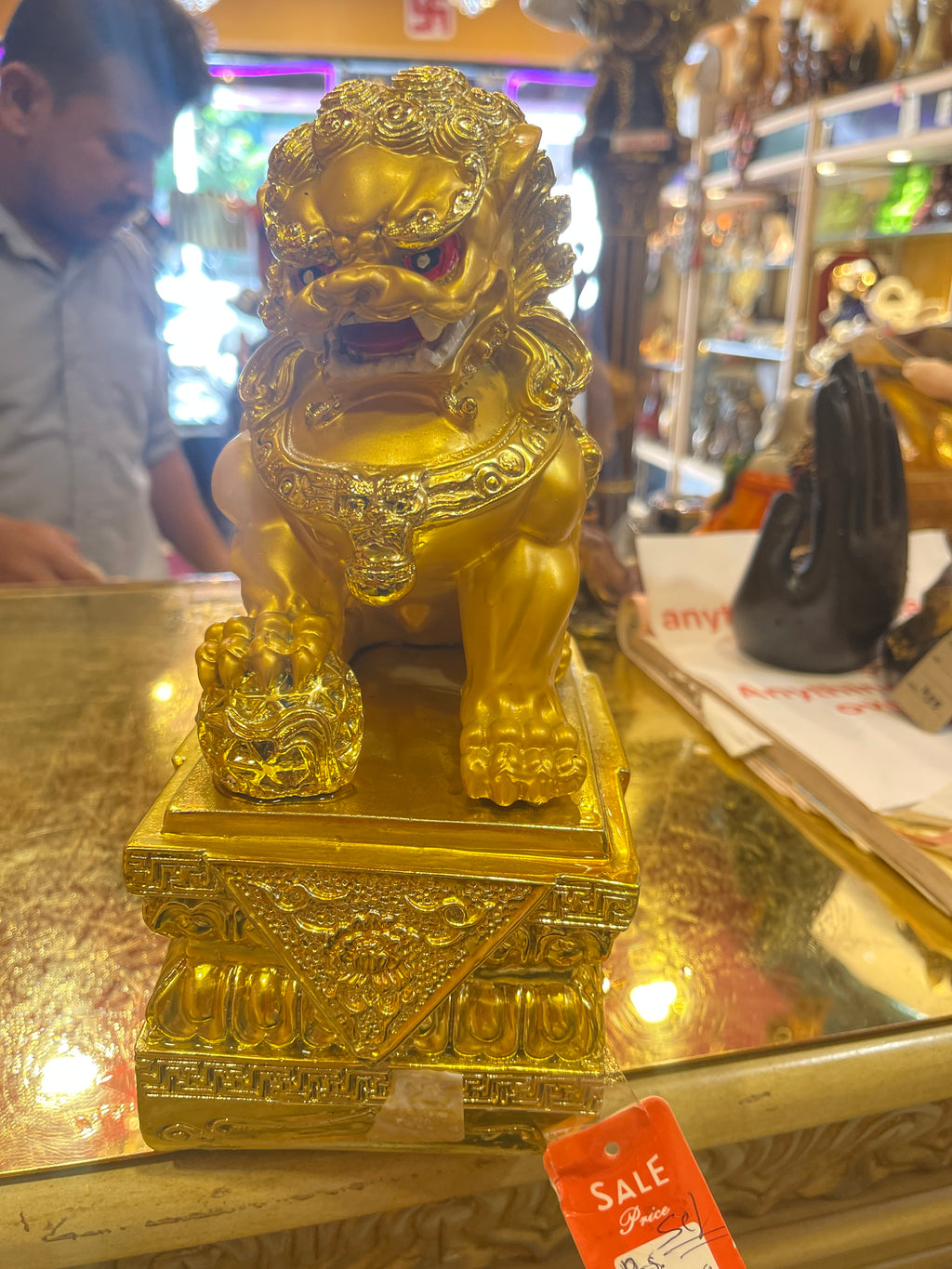 Fu Foo Dog in gold