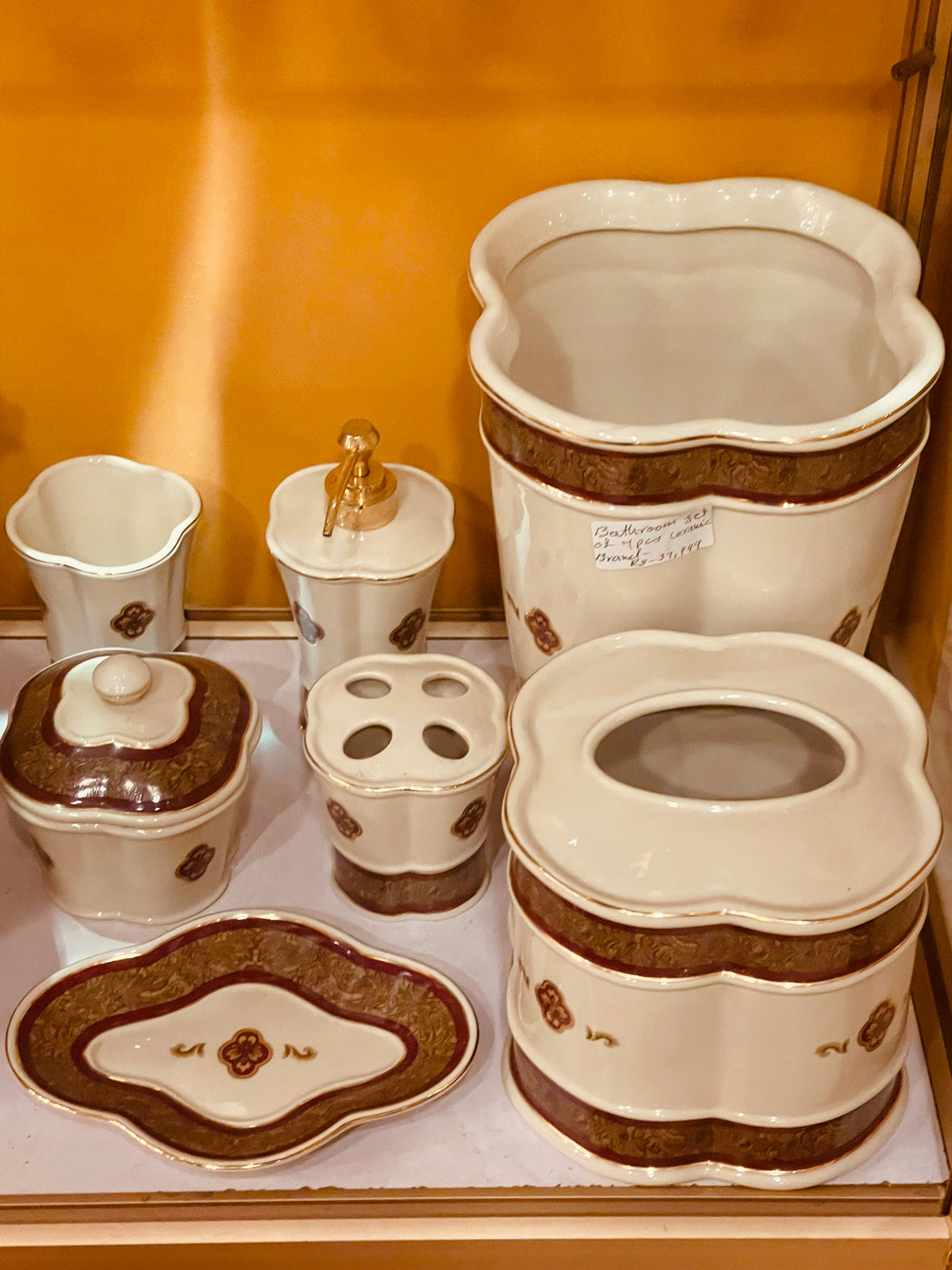 Luxurious Bath Room Set 8 Pcs