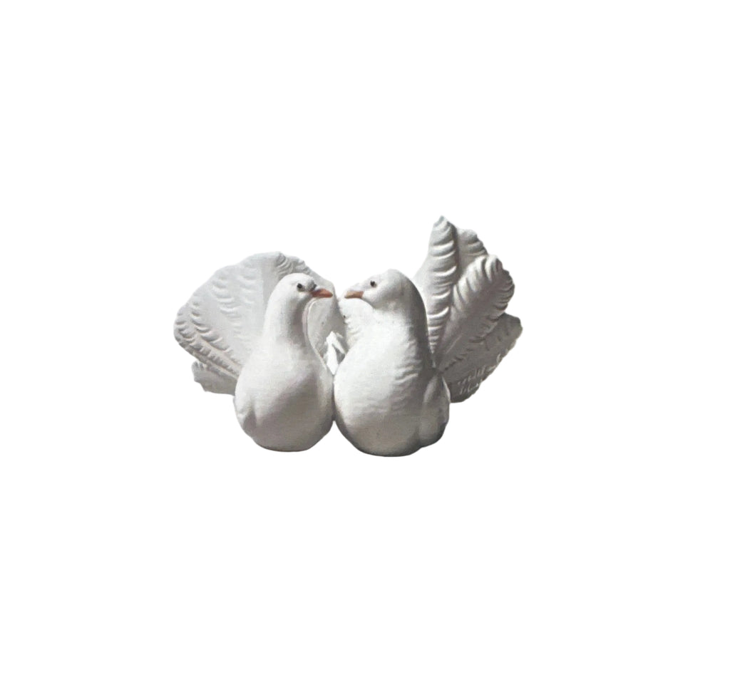 Lladro 01001169 Figurine Couple Of Doves