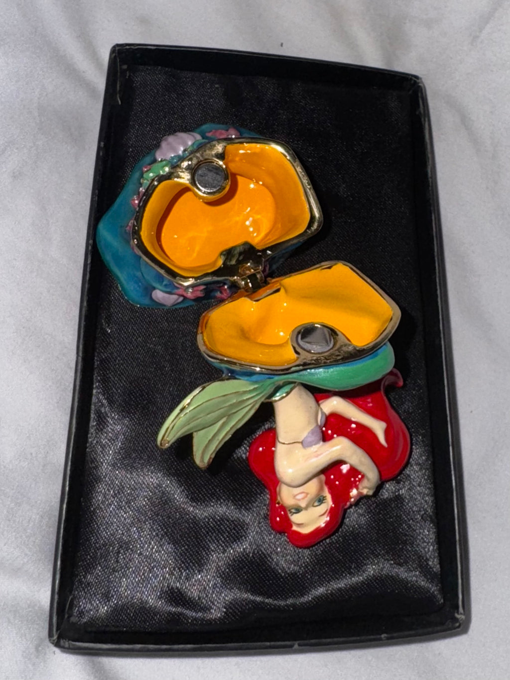 Jewelry box by Ariel jeneled Box department