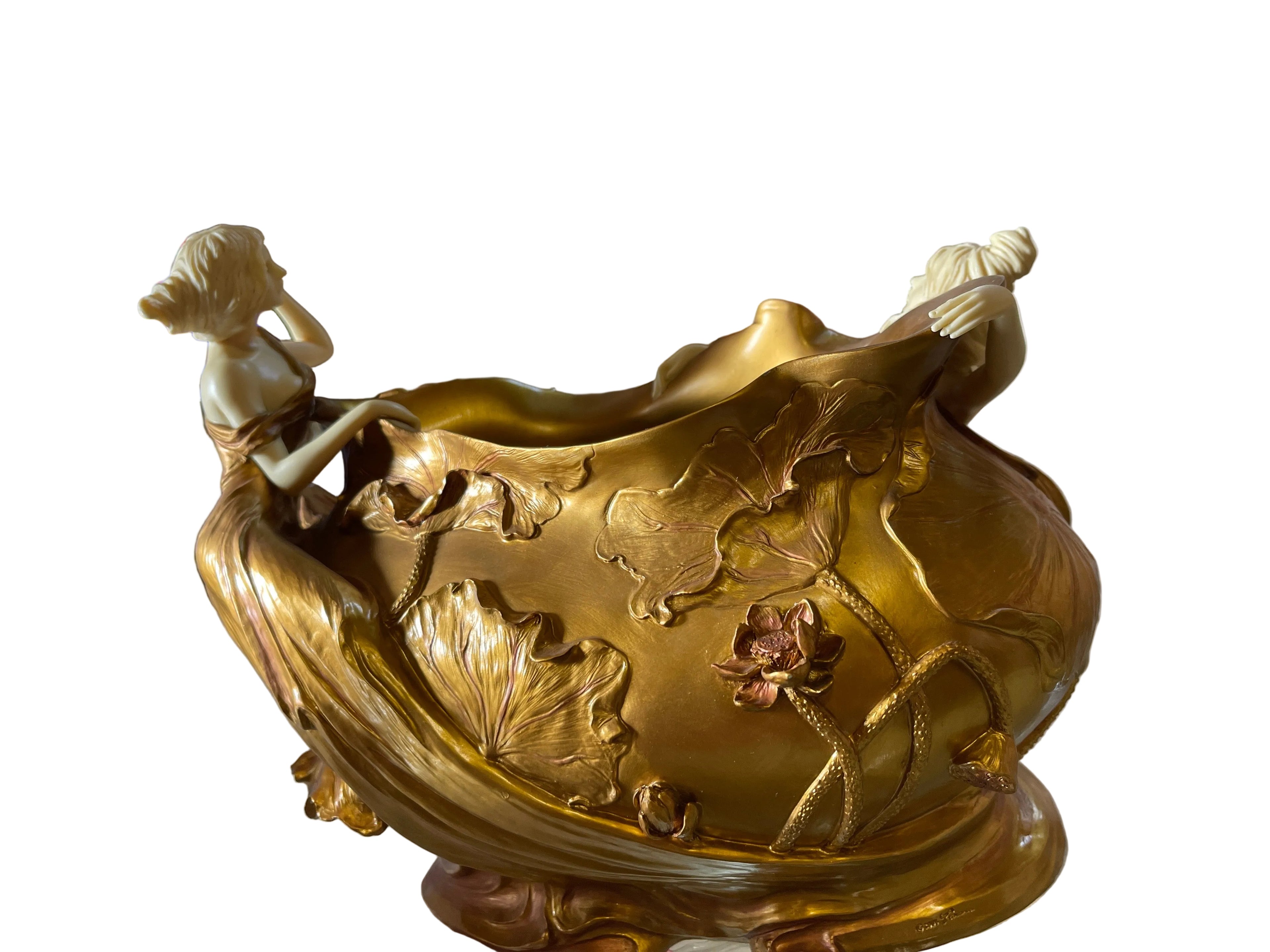 Gold Bowl Art Nouveau women on the gold Bowl