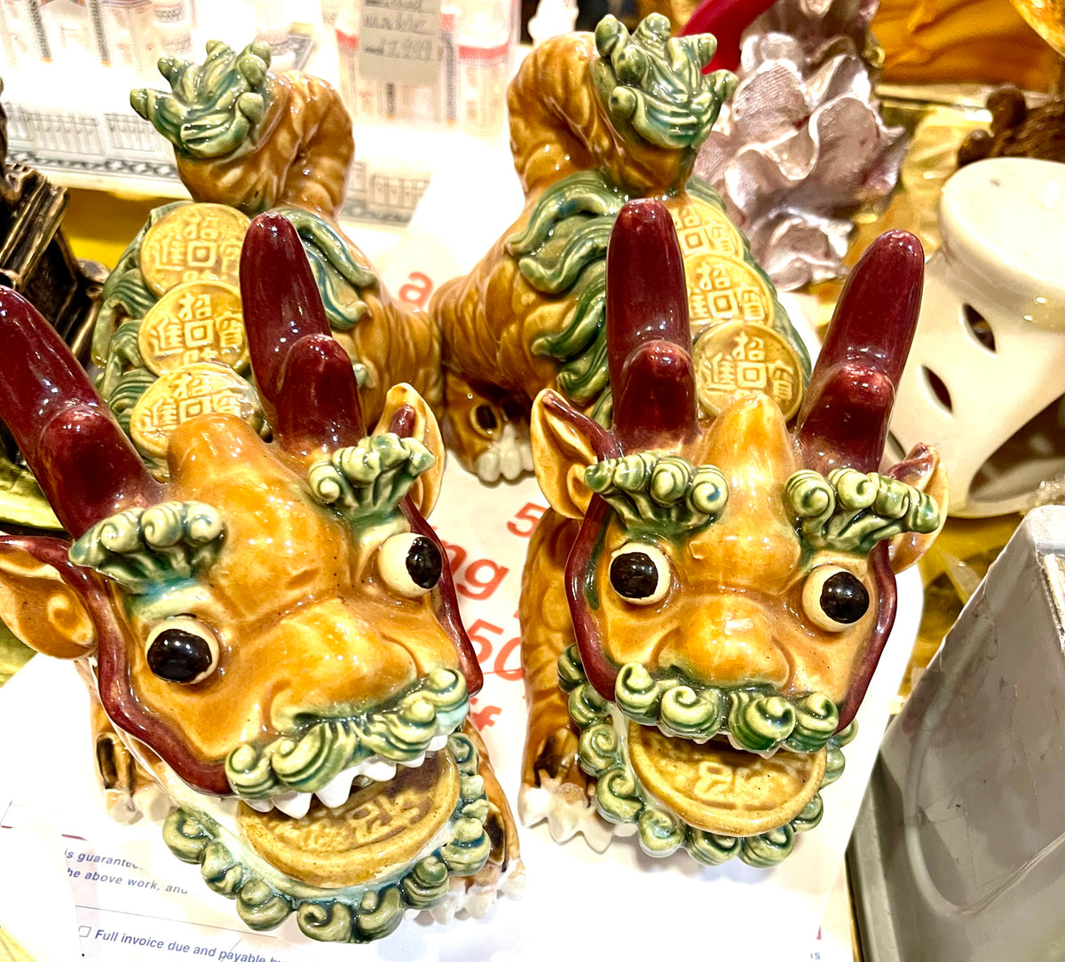 Jade Pixiu statue,pixiu symbol,pixiu Chinese,Pixiu is a symbol of good luck and money
