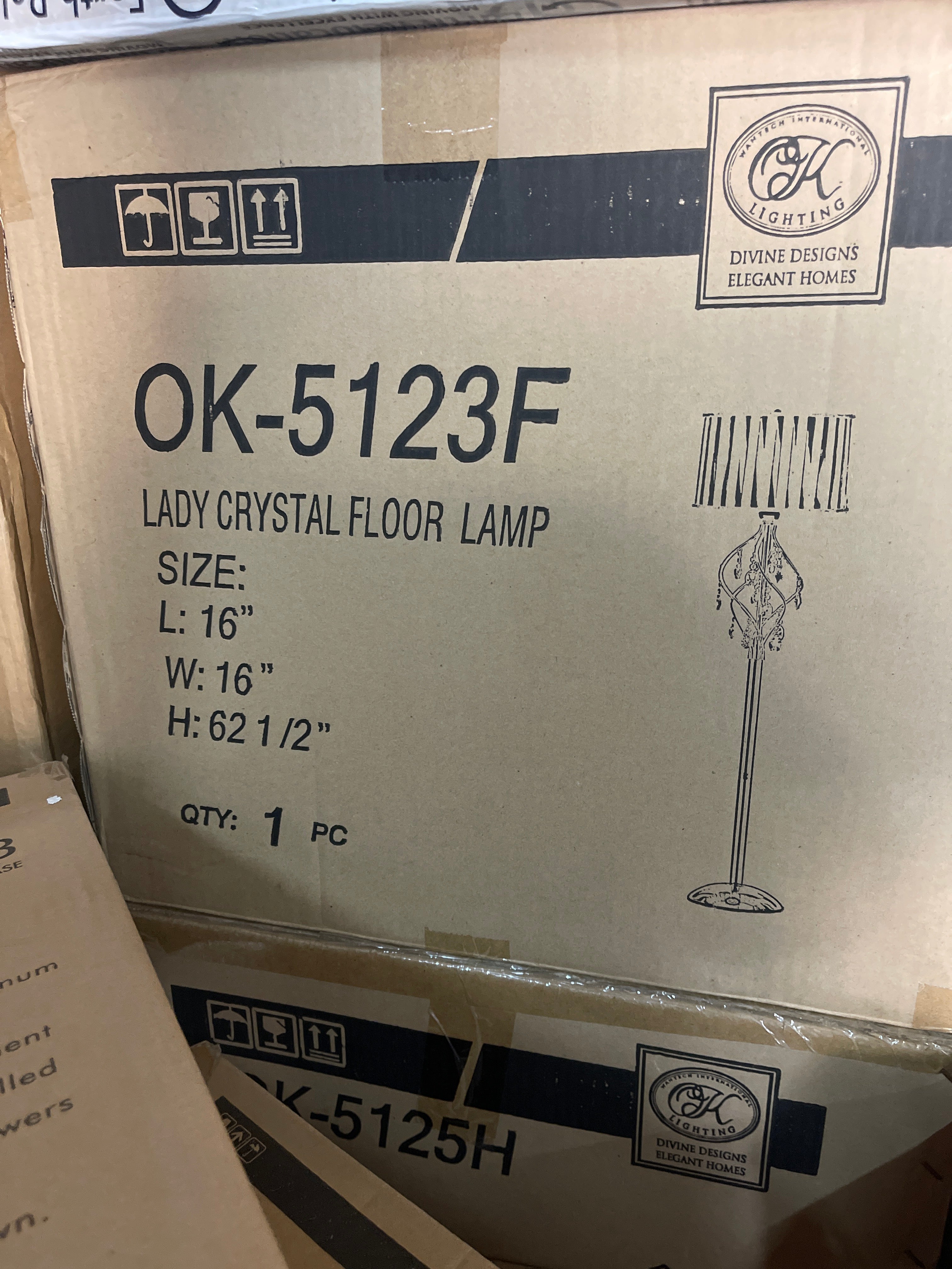 Lady crystal floor lamp, 62.5“