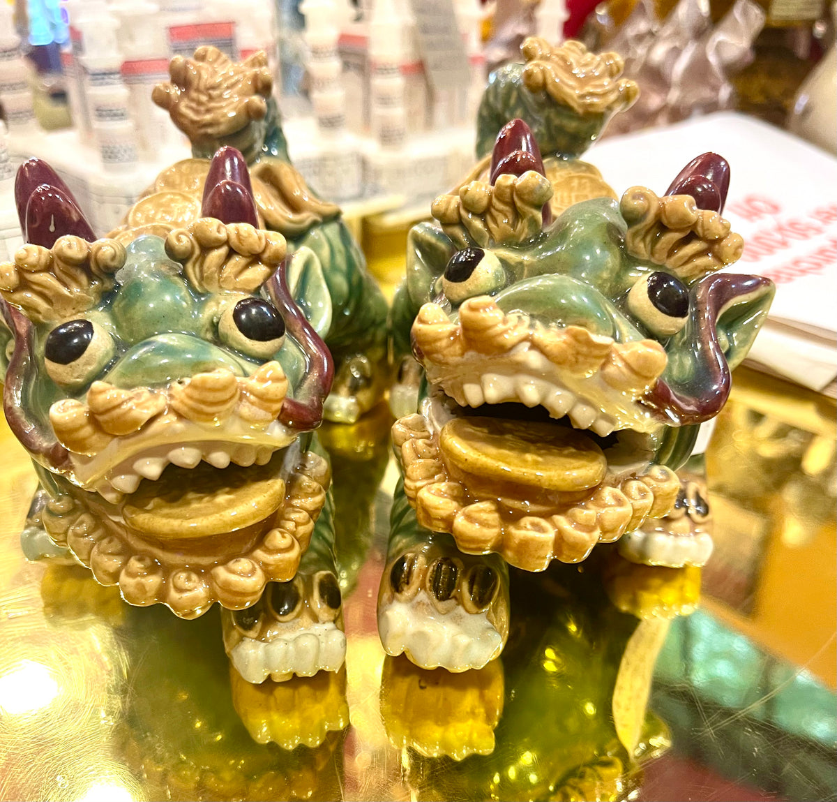 Jade Pixiu statue,pixiu symbol,pixiu Chinese,Pixiu is a symbol of good luck and money flowing