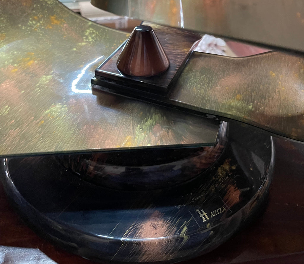 Acrylic sculpture by Shlomi Haziza