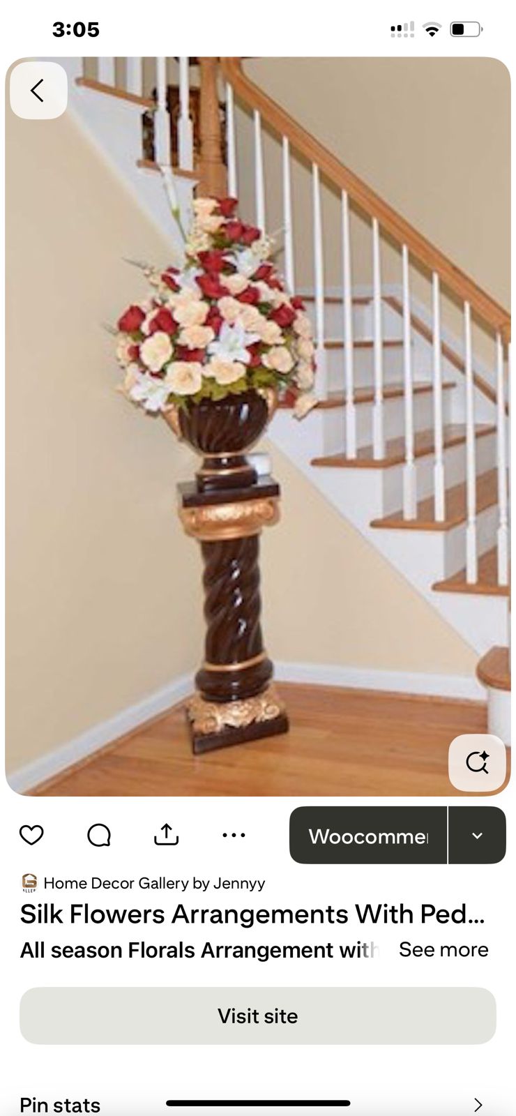 Gold and round multipurpose pedestal 31.5”