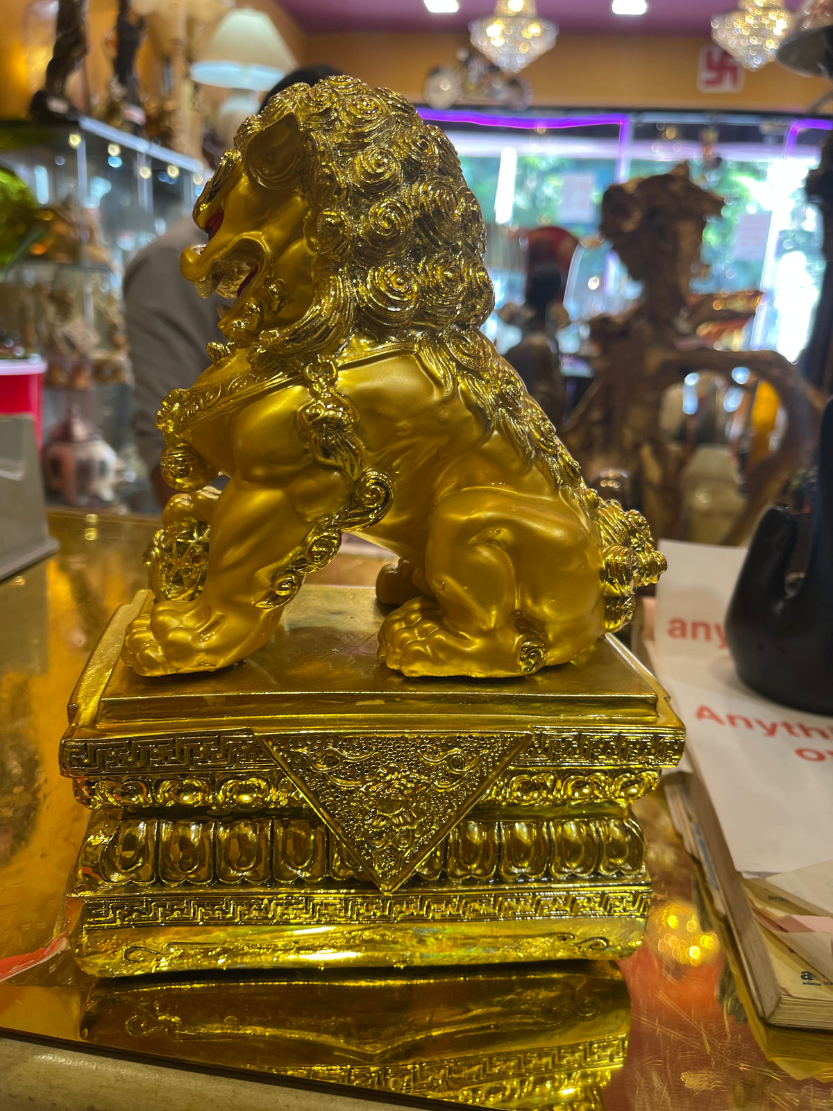 Fu Foo Dog in gold