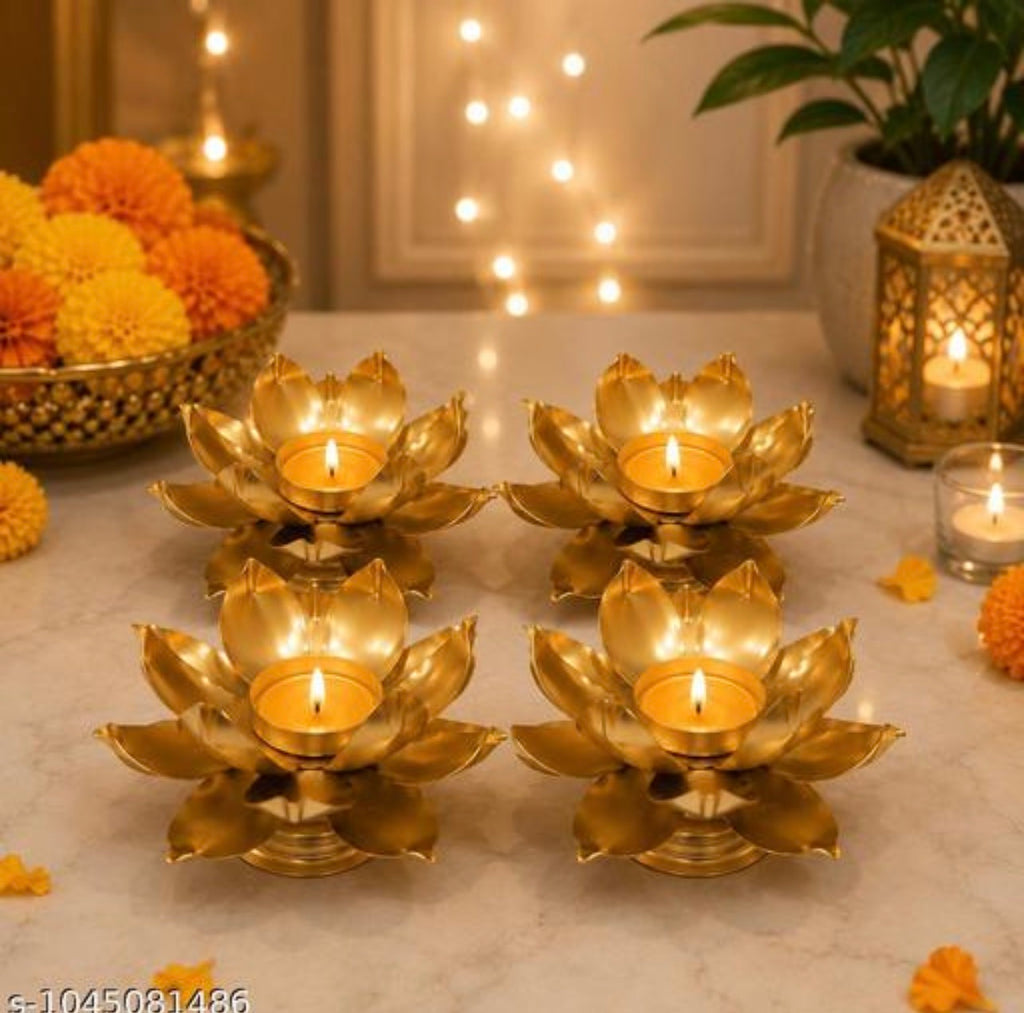 Lotus flower candlelight holder