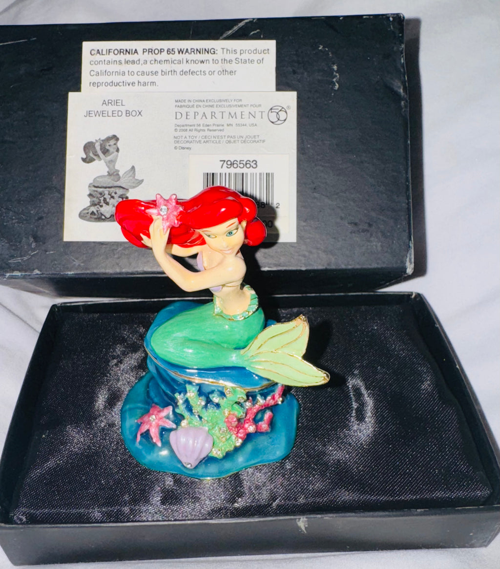 Jewelry box by Ariel jeneled Box department