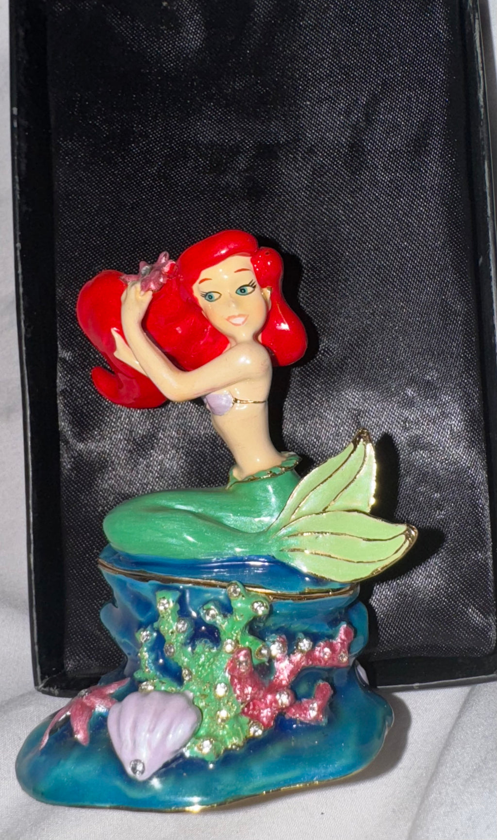 Jewelry box by Ariel jeneled Box department