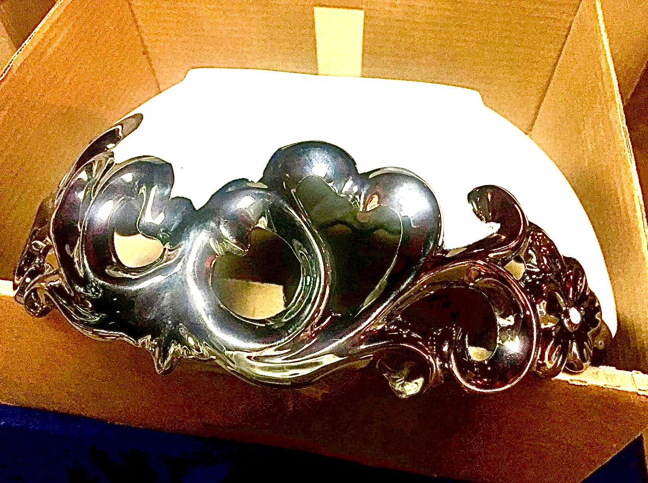 Fancy Serving Bowl By Mabrouk Imports